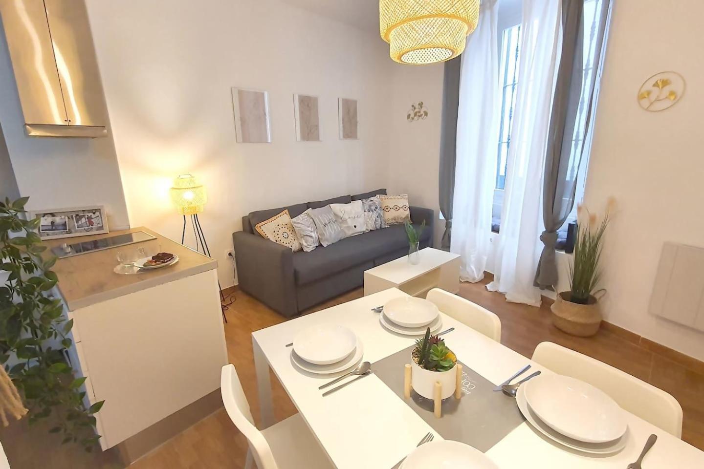 Centro Setas Sevilla 4 Plazas Exteriör bild